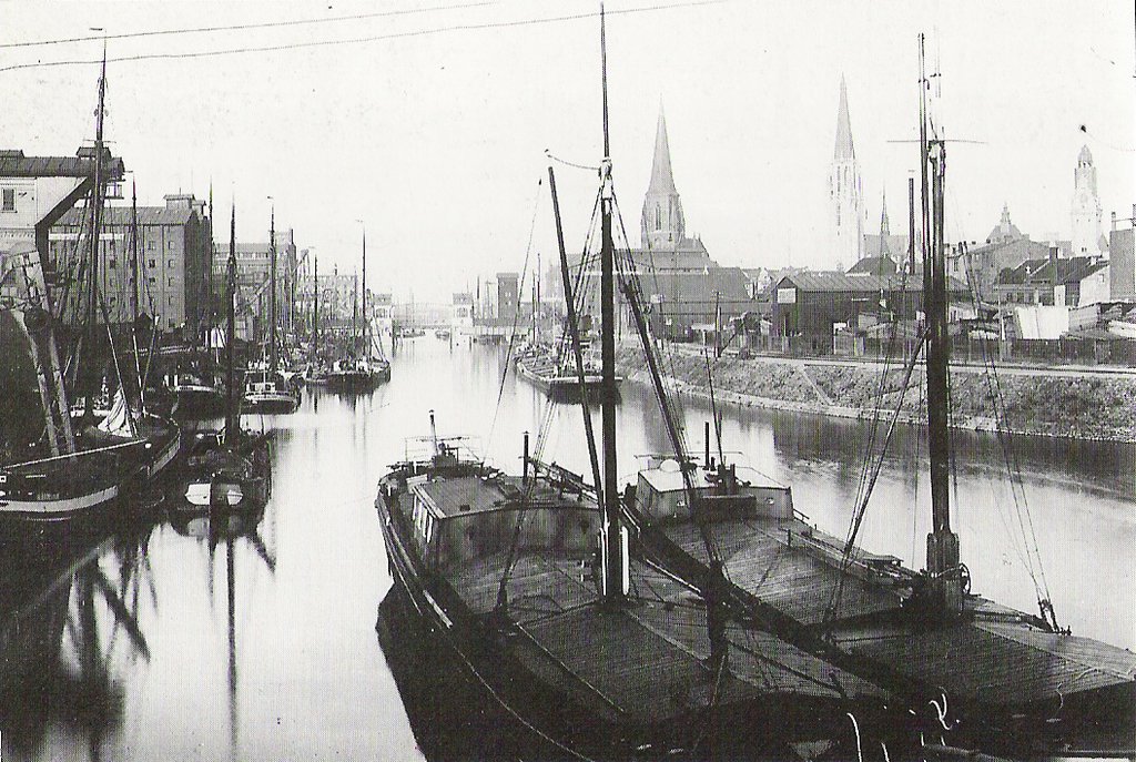 1900-Duisburger-Innenhafen-um-1900.jpg