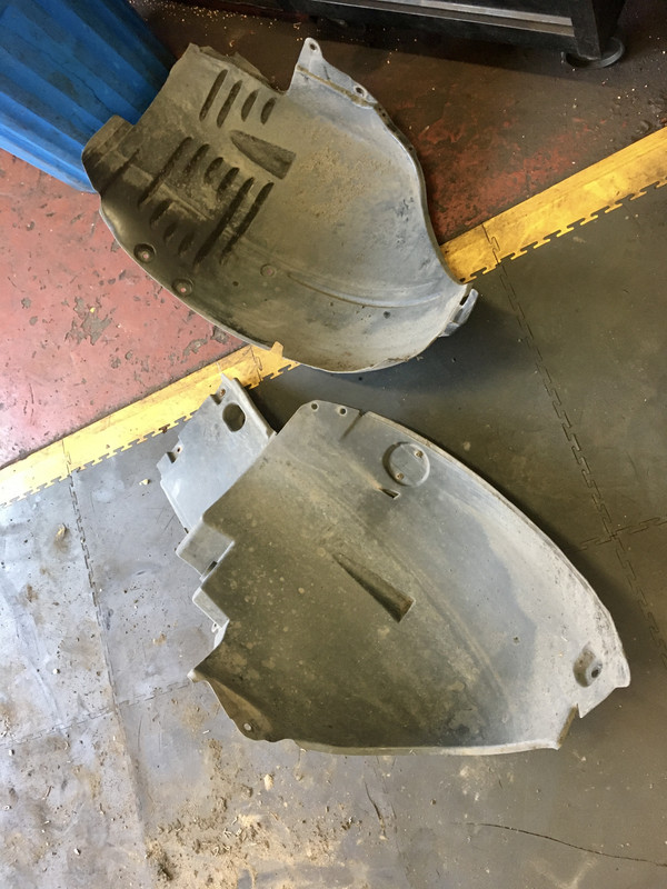 C3AEBED9-69A3-4FE2-8B38-3506740EC190