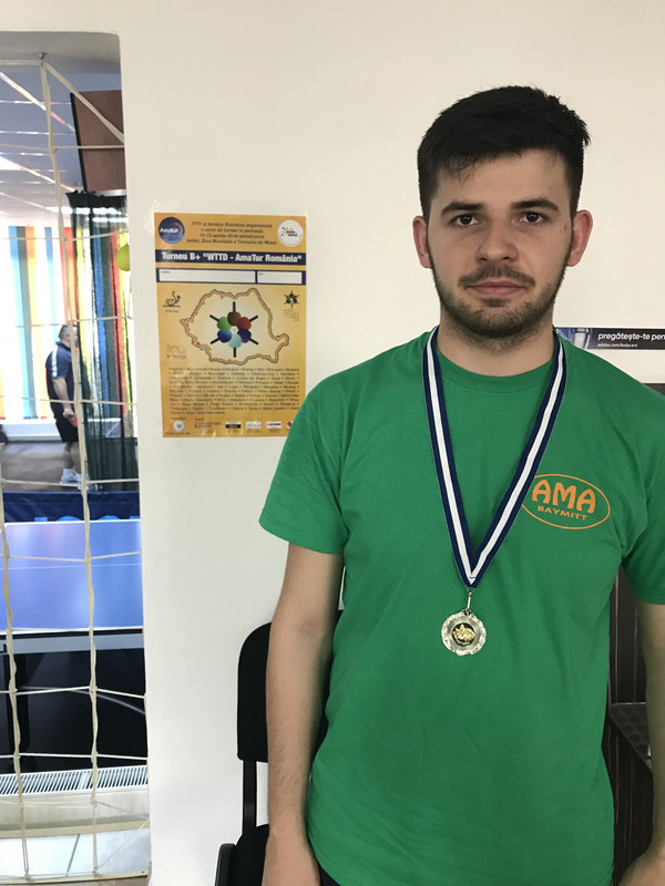 EFDDB813-F3D8-4382-BD0F-CF44F425FC06