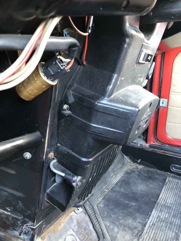 71440CB9-EA27-435F-BA6F-8FA0F66535AF