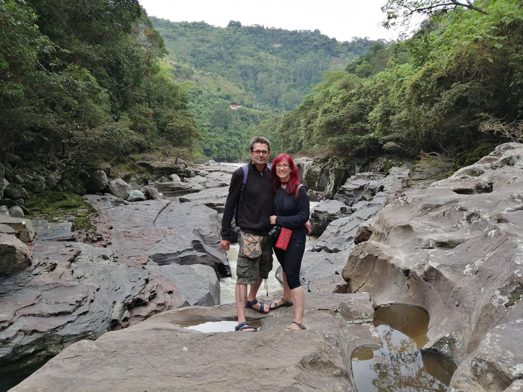 Colombia por libre en 18 días - Blogs de Colombia - Estrecho río Magdalena, Parque de San Agustín y ruta hasta Cali (1)