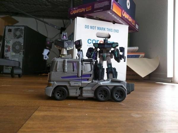 10527741_776804272405984_8139571354634276934_n