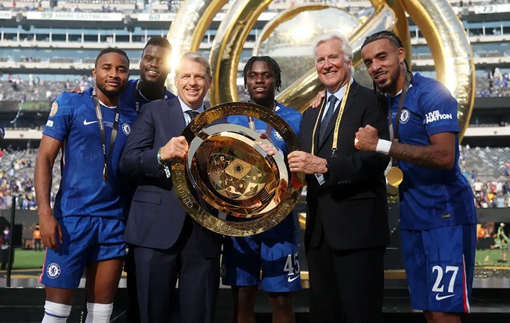 Bài học chuyển nhượng từ Chelsea: Vì sao MU “vung tiền” mà vẫn khủng hoảng?