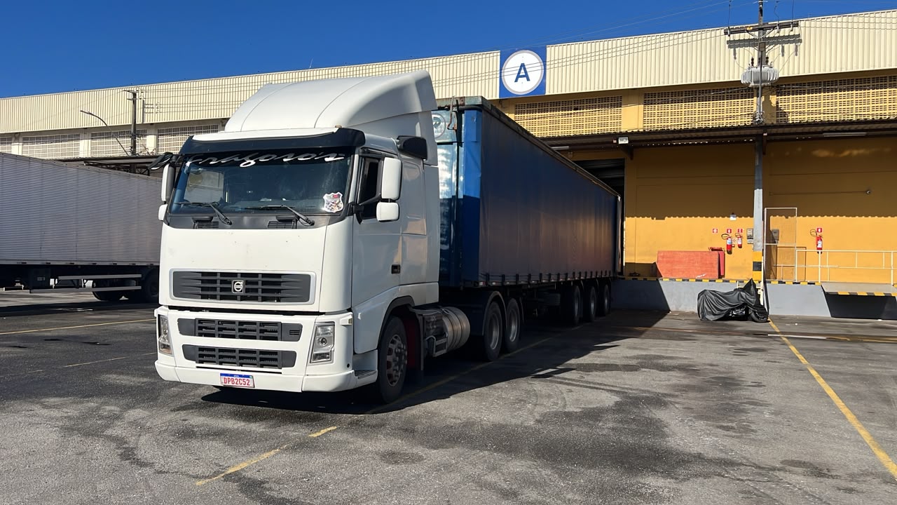 Volvo FH unidade 07
