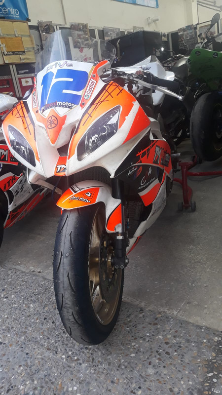 AD7F495A-A2D4-4899-AA2F-29670F14DC11