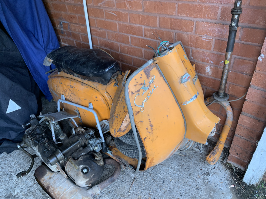 D8118700-89C1-4680-95A6-EED04096C88C