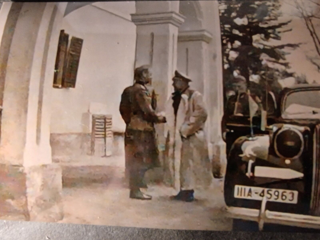 Foto Abzug vom Orginal 125.Infanterie Division General Stander vor Schloss Brünn