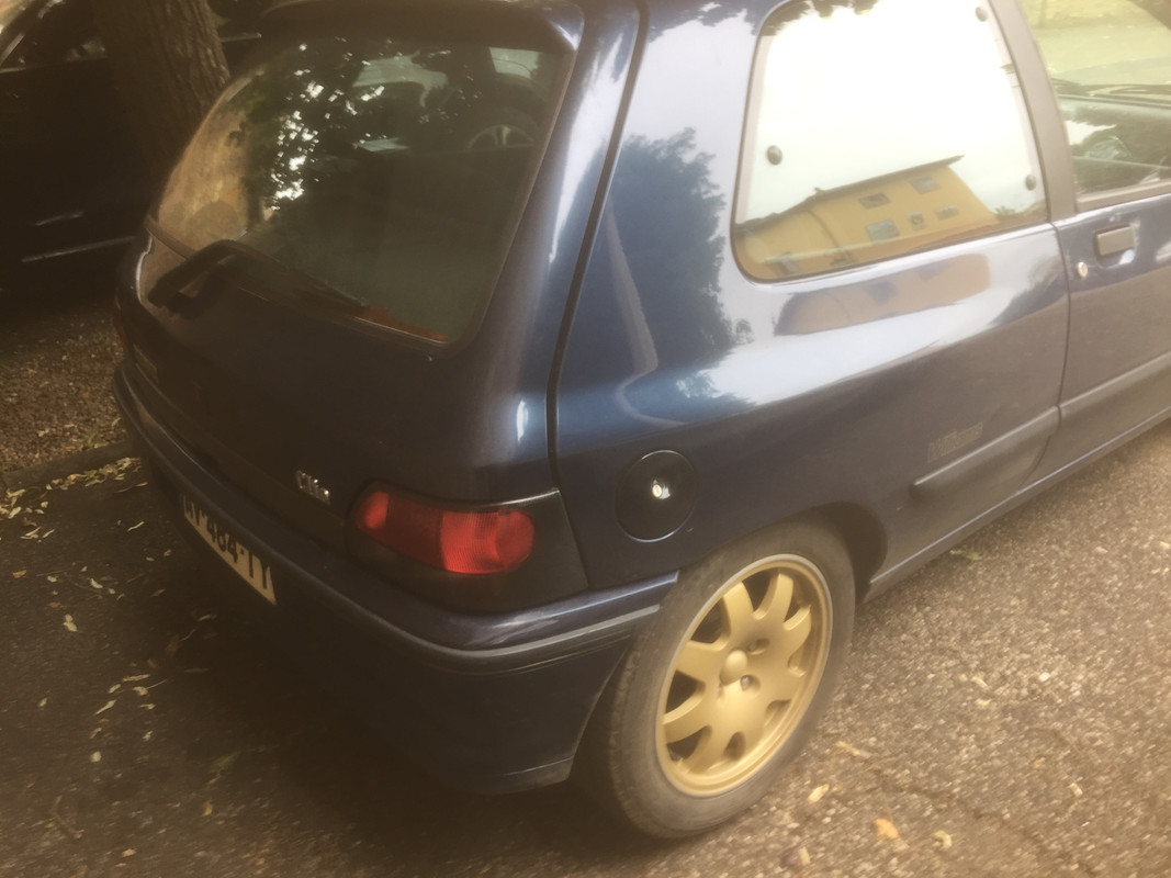 54FCC04E-2FEF-446C-BFC7-723EED1558BF