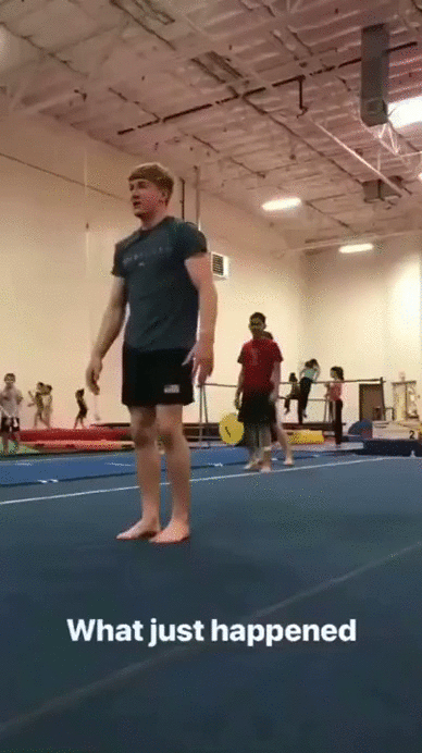 https://i.postimg.cc/PfwP47M5/2.gif
