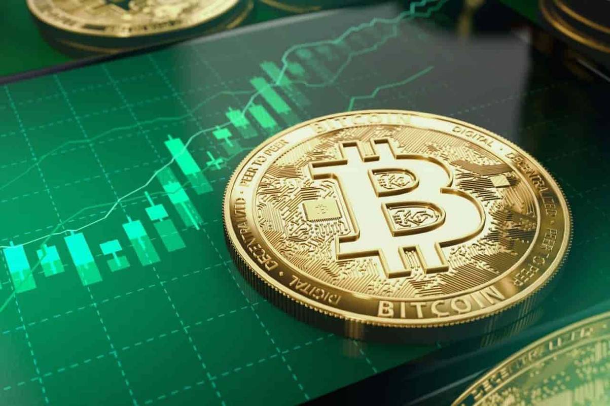 Bitcoin, è tornata la stagione rialzista: tornato ai livelli di prezzo di inizio anno
