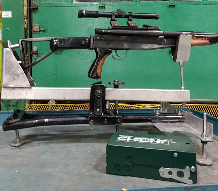 x Gun rest