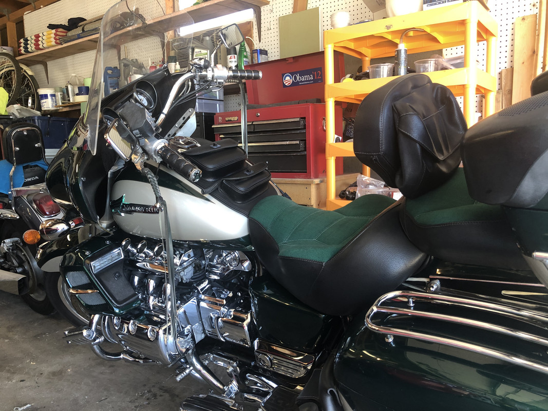 0068F12B-6E62-437A-BC64-B7D6F1B9983F