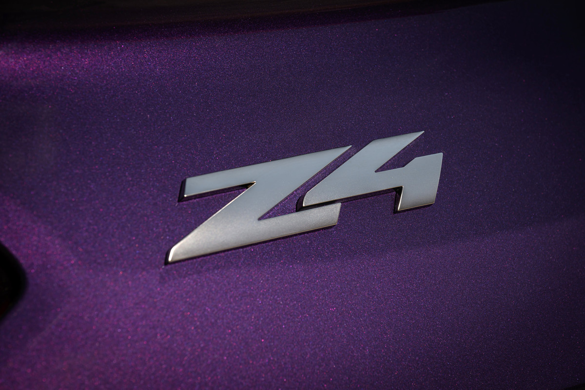 P90479468_highRes_bmw-z4-m40i-09-2022