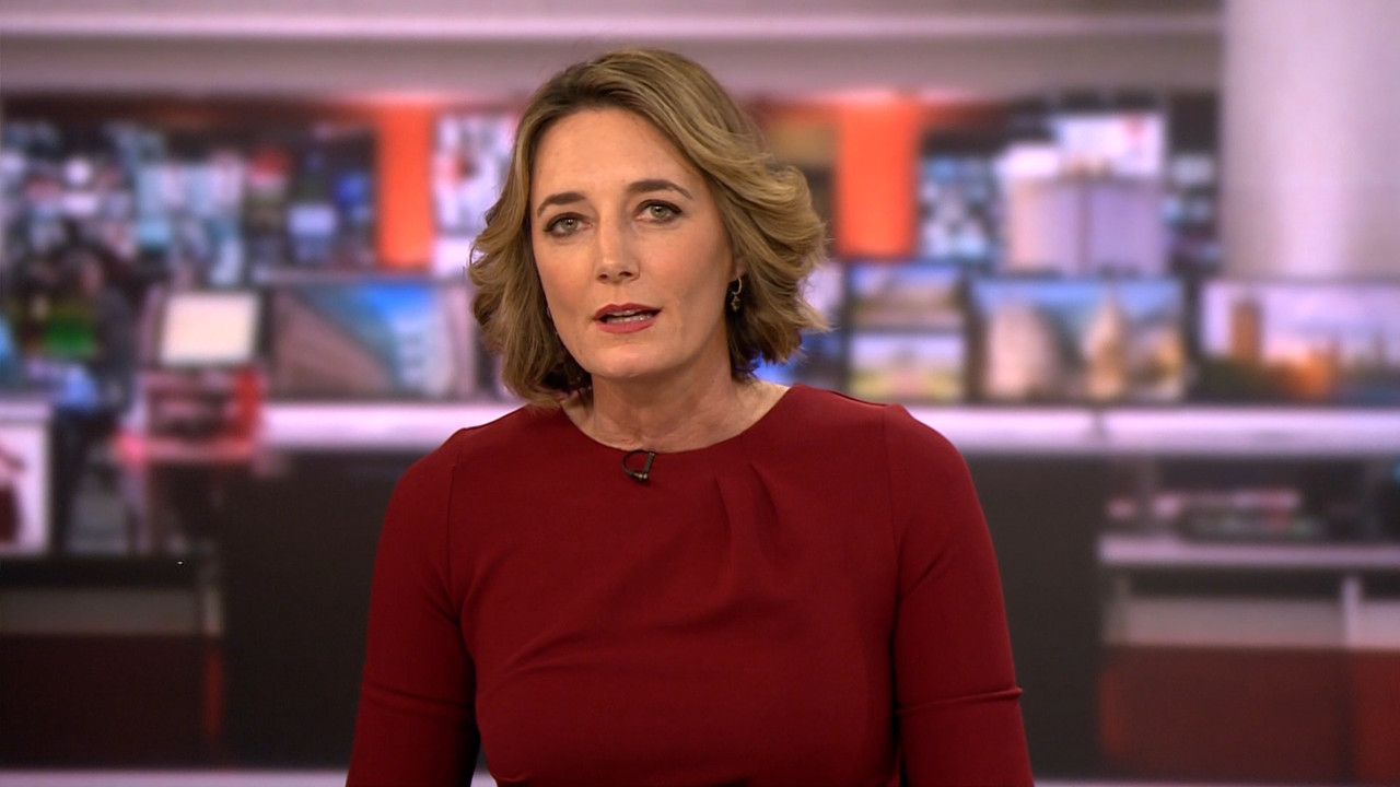 04.18 - 12.00.00 - BBC News. The latest news from the BBC. [S]..ts_snapshot_00.01.06.619