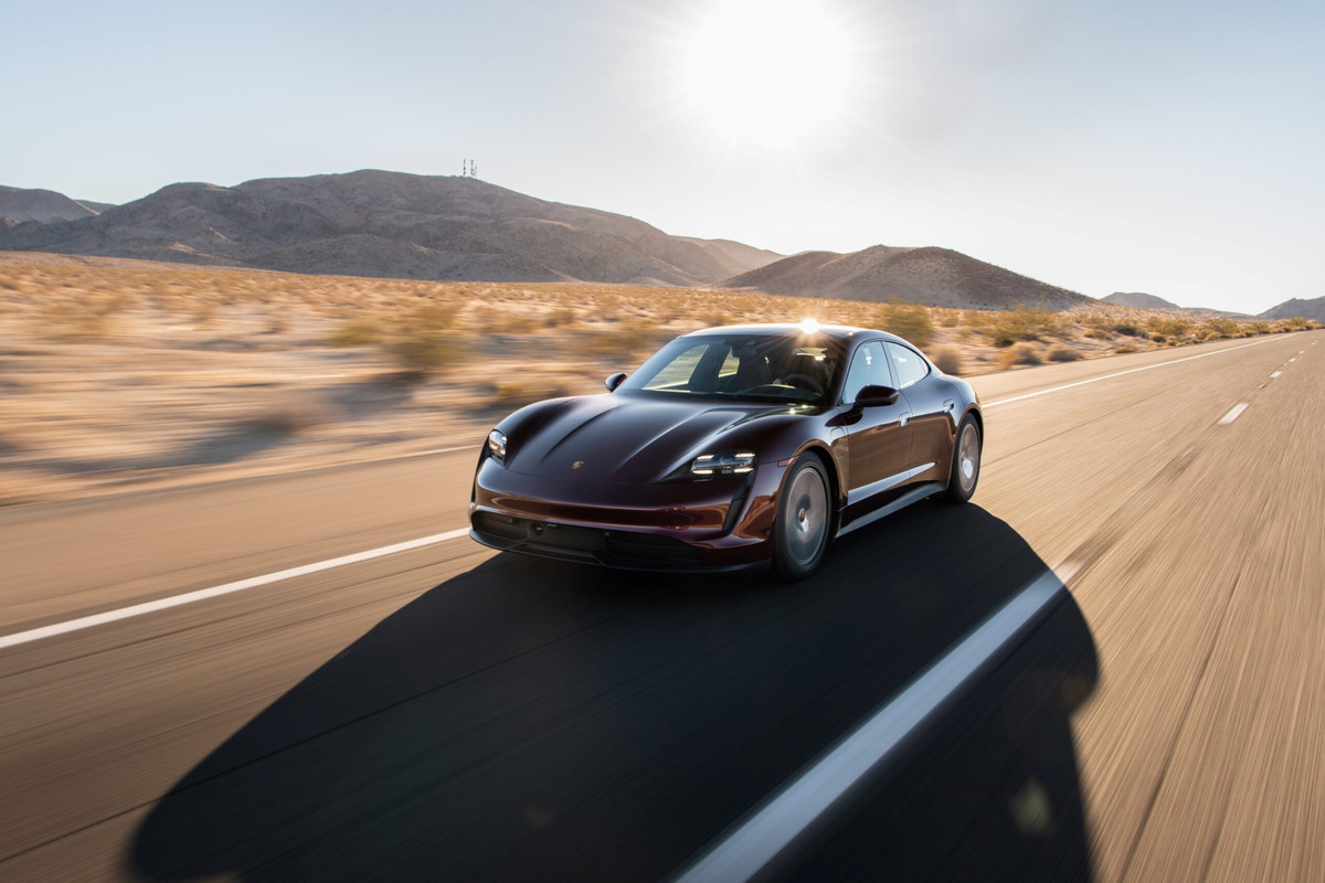 Porsche Taycan eléctrico bate récord Guinness al cruzar Estados Unidos