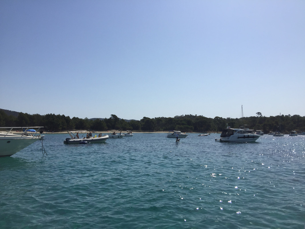 A551762B-F14B-49D9-9131-FD99DB9AEC1B