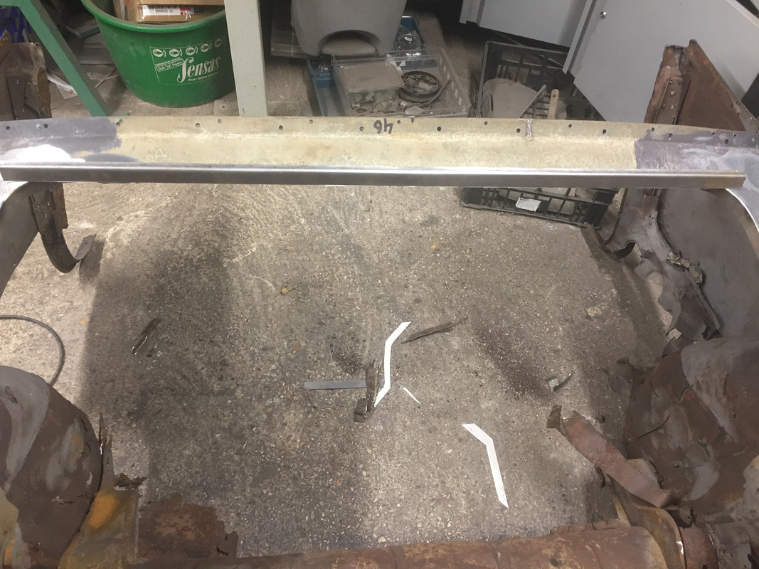 A5EB3B30-2898-4E3F-9F8C-5368C9AE9F26