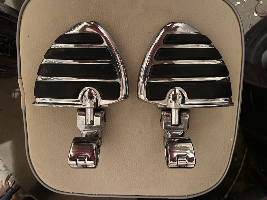 6483D9D8-A8AF-47EF-AA07-4ECDB30F188C