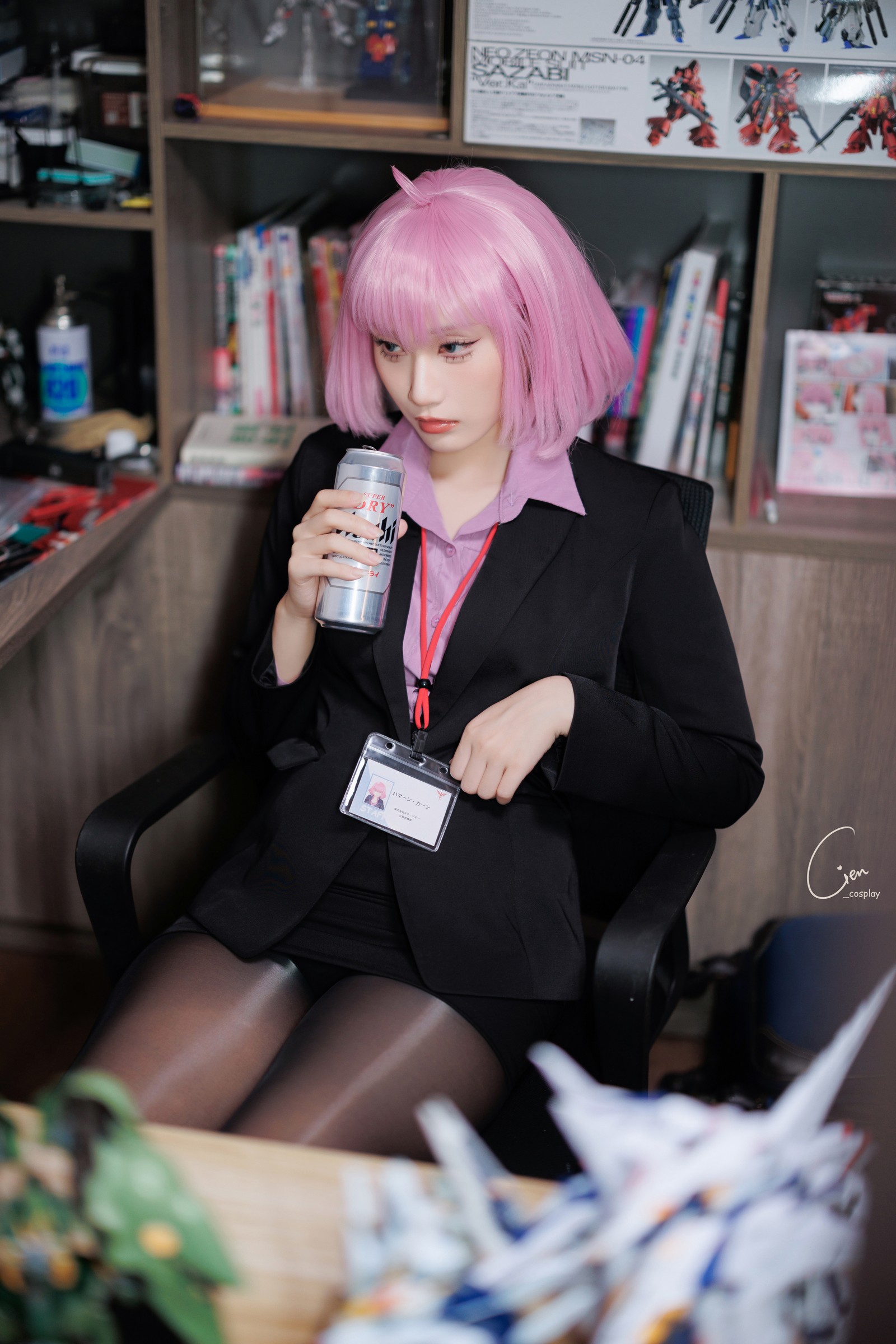 Cien恩恩 Apr.T2 Haman OL 制服 Cosplay 写真合集（25P｜192MB）插图
