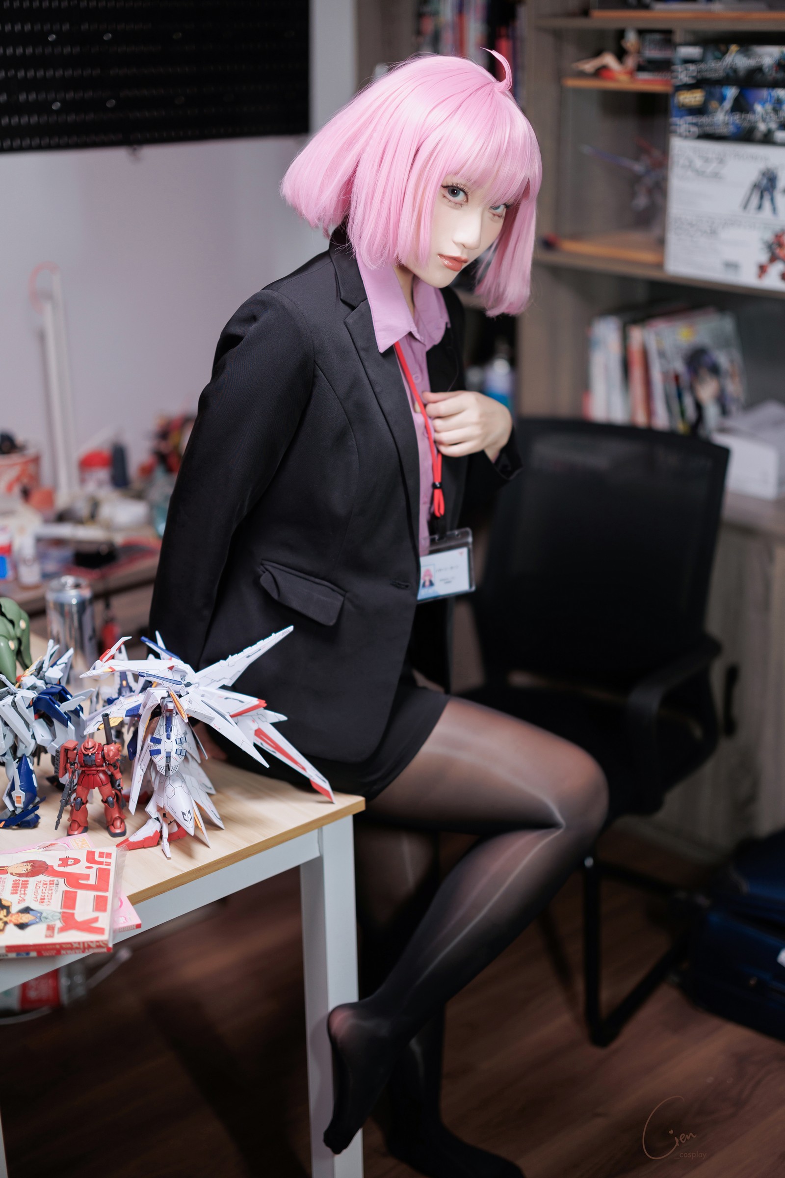 Cien恩恩 Apr.T2 Haman OL 制服 Cosplay 写真合集（25P｜192MB）插图7