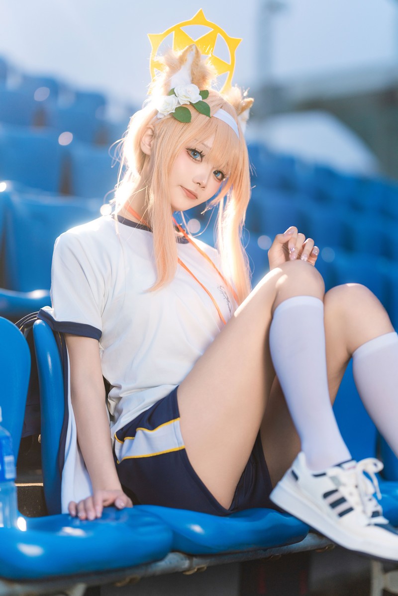 艾西Aiwest 碧蓝档案伊落玛丽体操服Cosplay写真图集 高清美图 44P (178MB)插图2