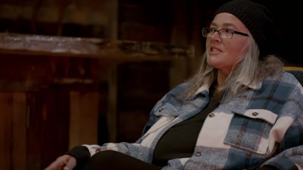 [Image: h52k2hmaroe5.jpg]