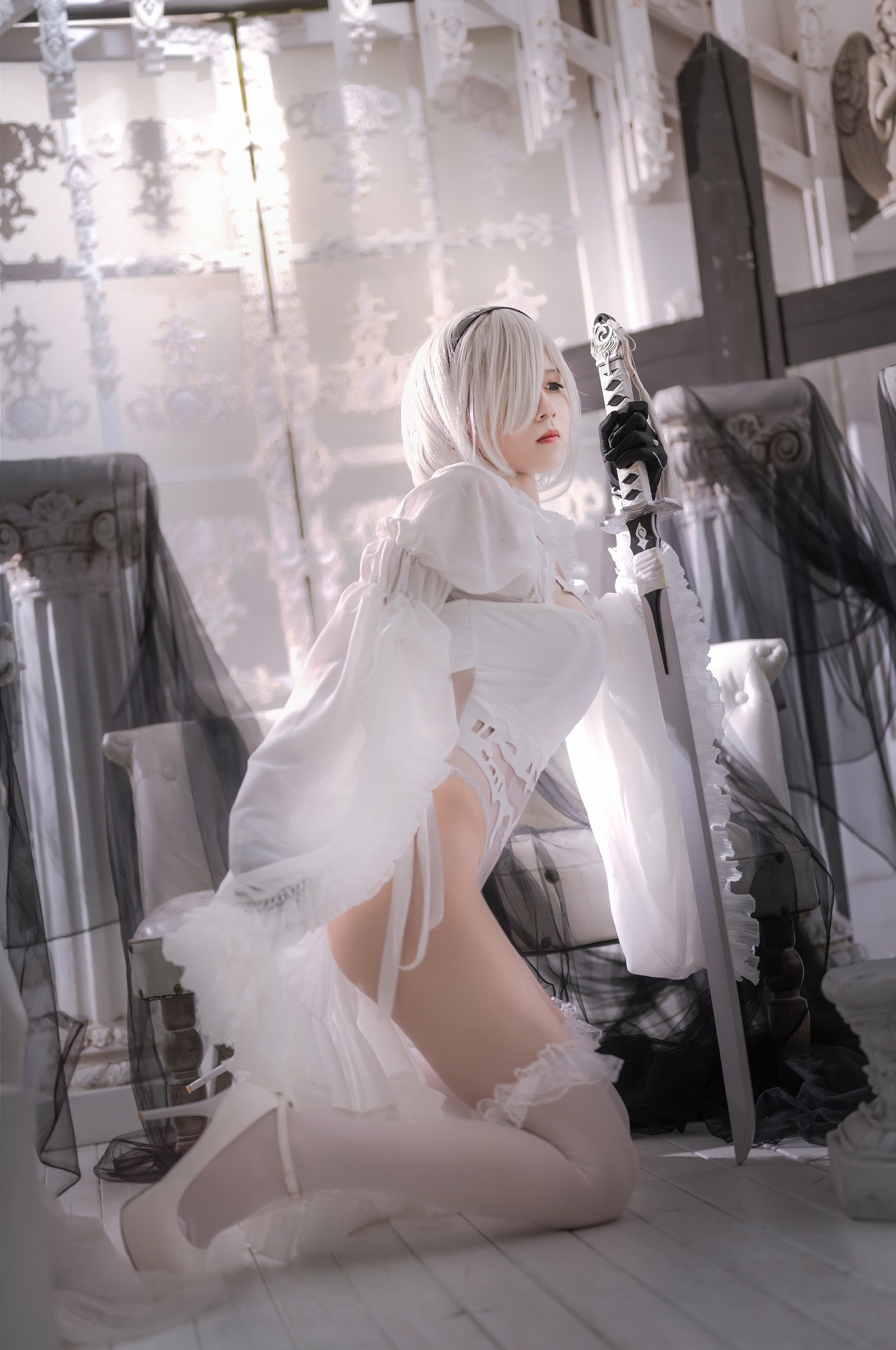 桜满三时 – 2B 花嫁 Cosplay 高清写真集（21P-367.4MB）原神主题插图