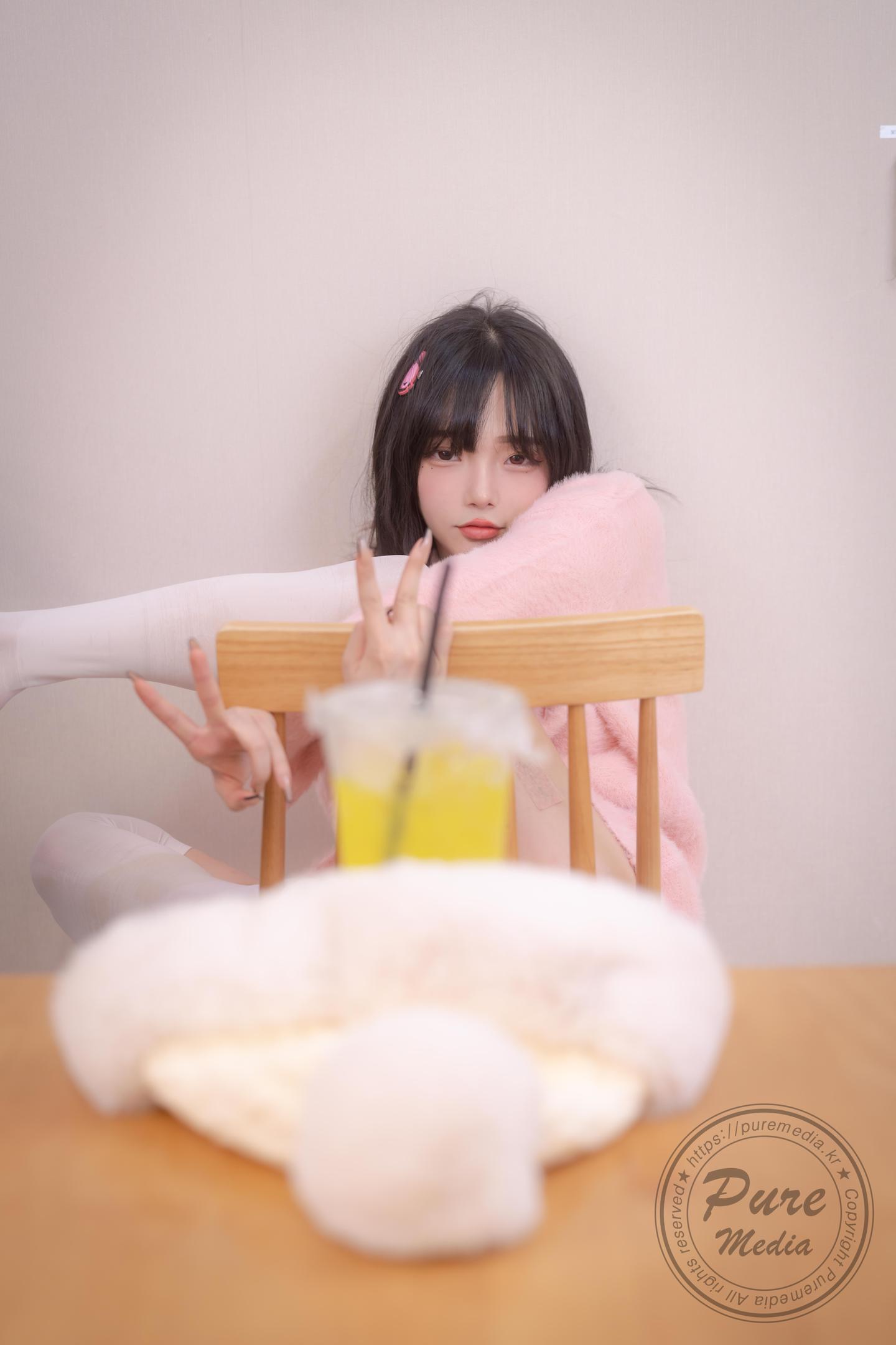 Jelly(젤리) NO.006 Pure Media Vol.266 - Cutie rabbit & Pink hole 56