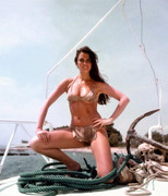 Caroline-Munro-d26