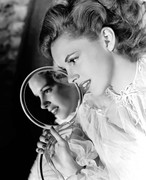 Judy-Garland-md75