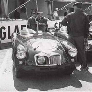 24 HEURES DU MANS YEAR BY YEAR PART ONE 1923-1969 - Page 37 55lm41MG.EX182_K.Miles-J.Lockett_3