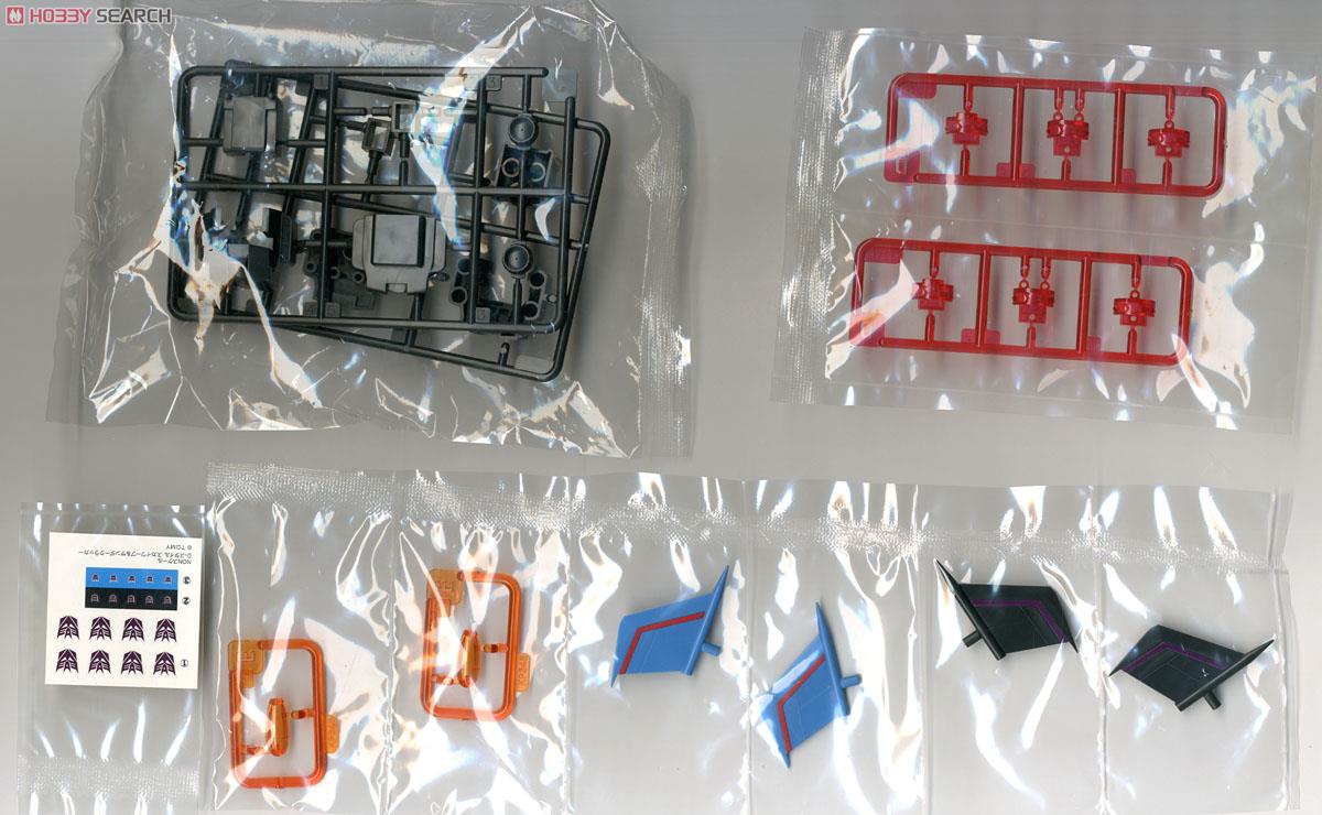 D-Style-Thundercracker-Skywarp-07