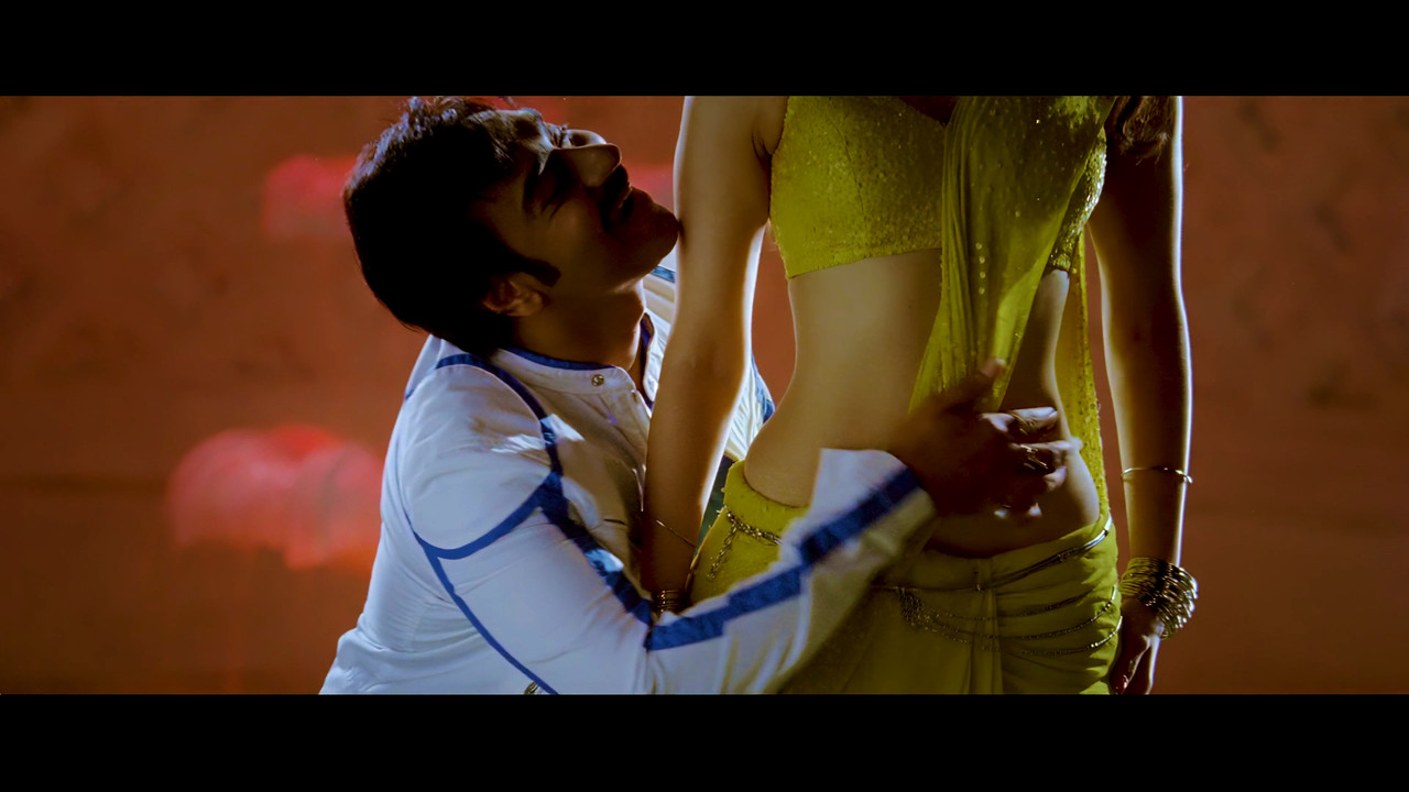 [Image: Tamanna-Hot-Song-From-Himmatwala-Taki-O-...-21-54.jpg]