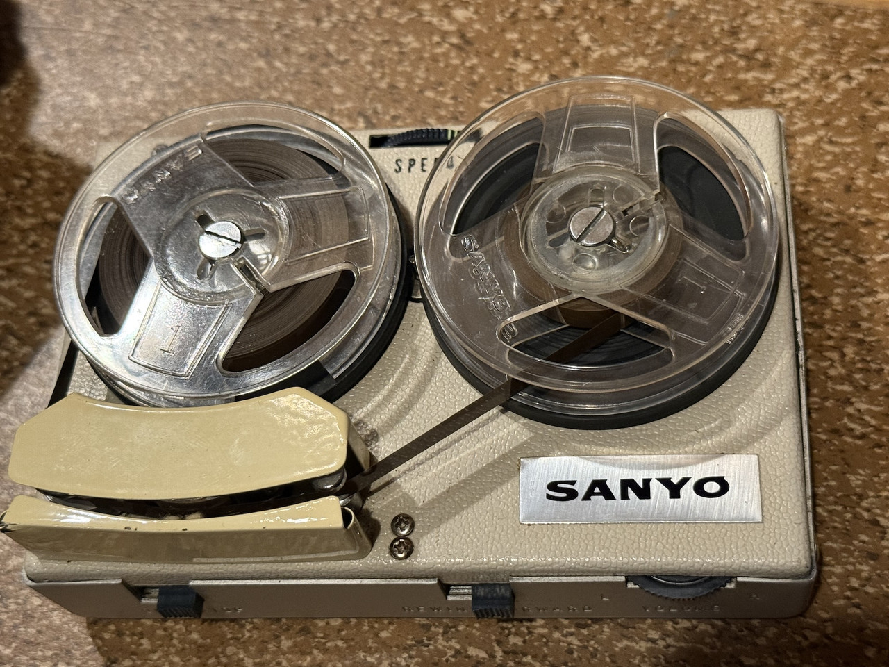 [Bild: Sanyo5.jpg]