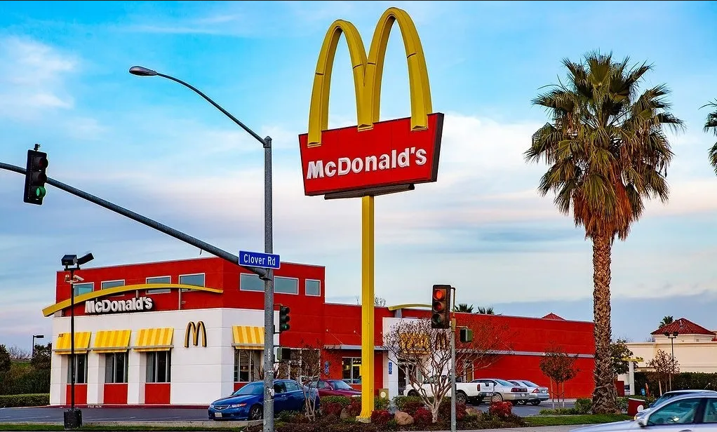 McDonald's culpa a la guerra de Israel en Gaza por no alcanzar el objetivo de ventas