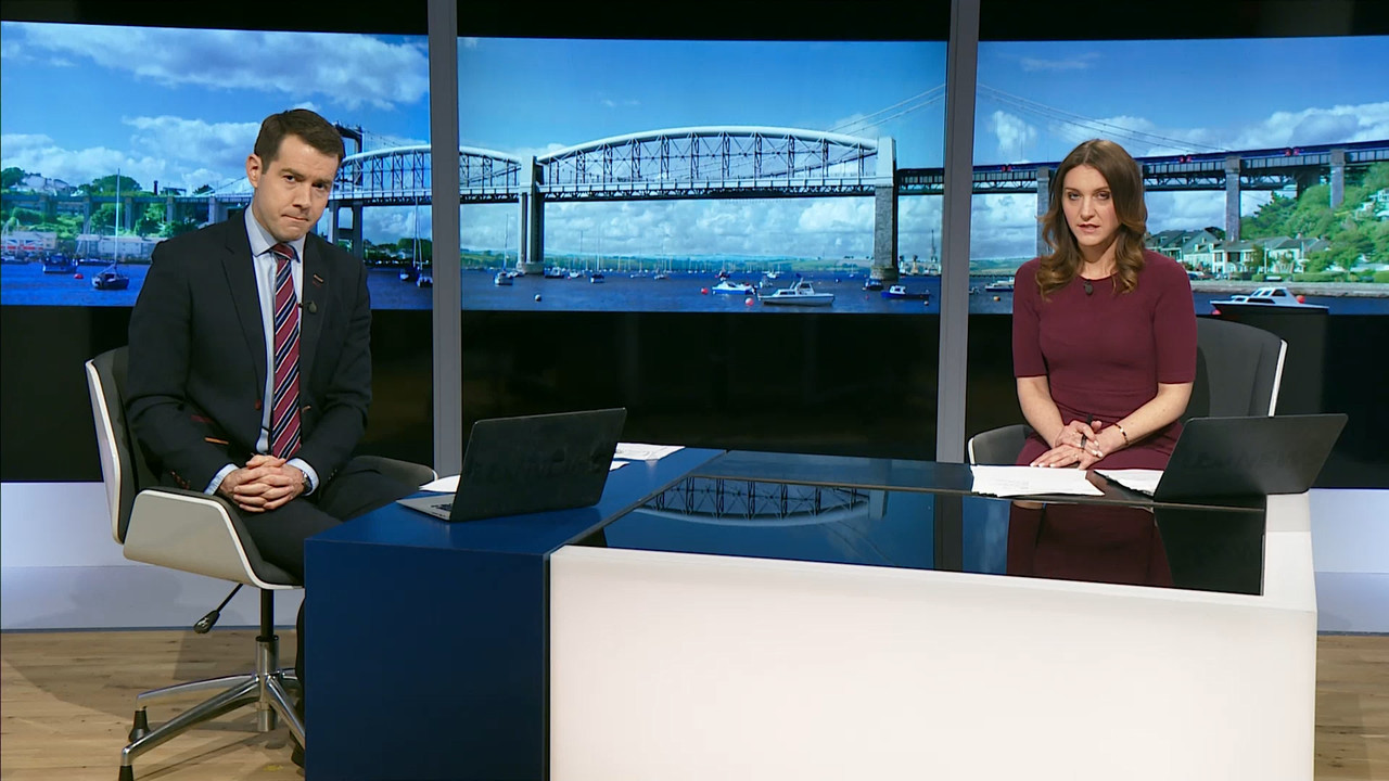 05.24 - 18.00.00 - ITV News London. The latest news in London and the....ts_snapshot_07.32.301