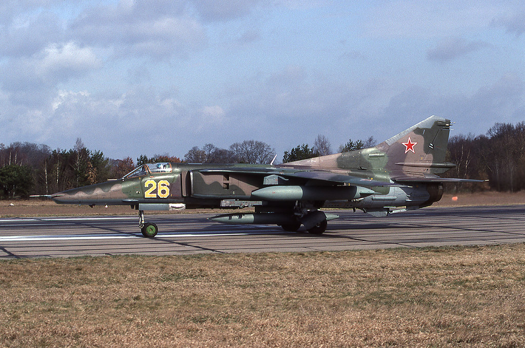 19 GvAPIB Mig-27D Yellow 26_61912558147 [Lärz 3.93] Leaving Germany for the storage base at Dimitrie
