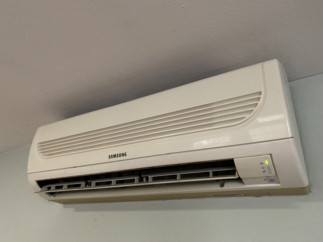 D30546E3-9F80-4930-BE58-022C9748E9F8