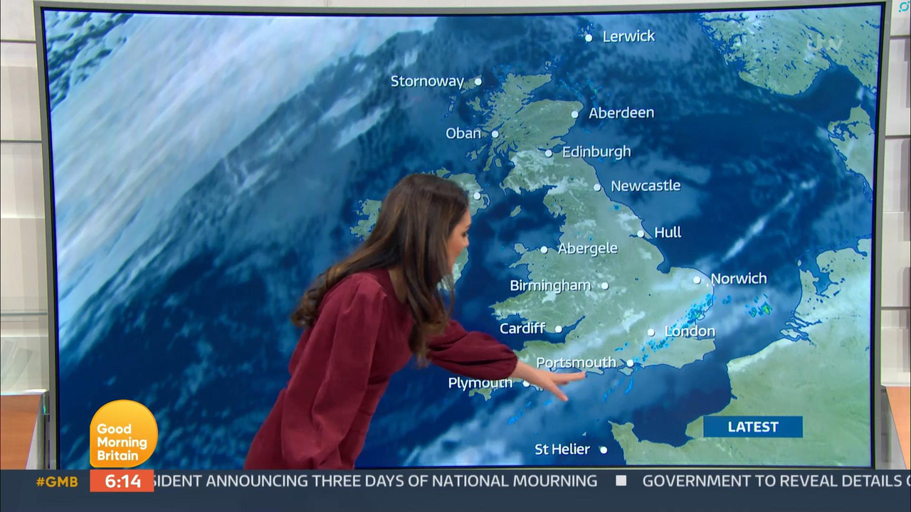 11.26 - 06.00.00 - Good Morning Britain. Morning magazine featuring a....ts_snapshot_15.53_[2020.11.