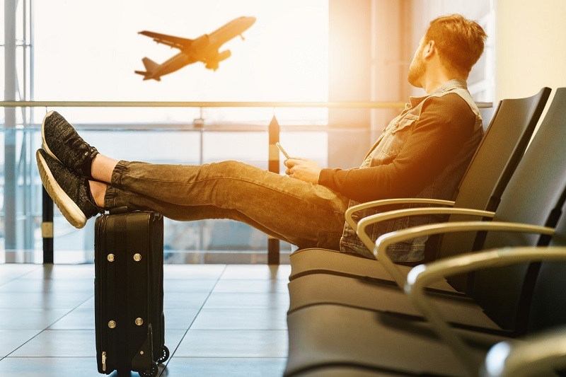 13 Best Travel Life Hacks to Enjoy a Relaxed, Stress-free Trip