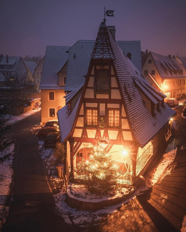 Screenshot_20231210_222157_Instagram