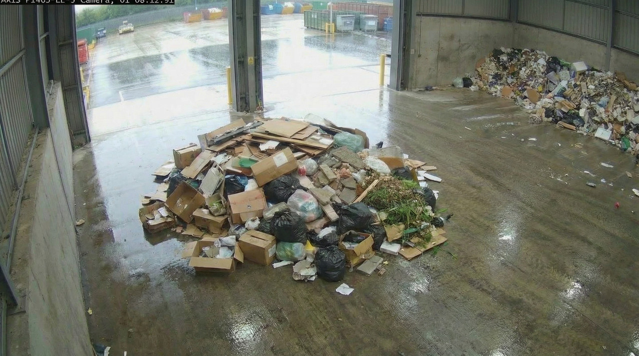 truck at weighbridge