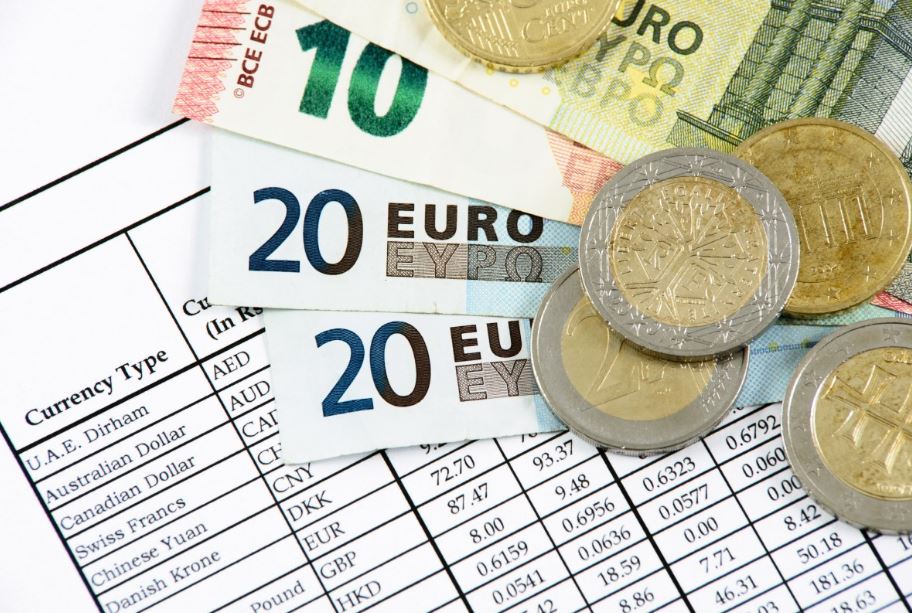 Consejos para cambiar divisas si viajas a otro país