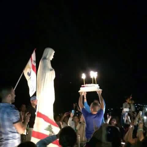 La Madonna racconta la sua vita: Nata il 5 agosto dans Apparizioni mariane e santuari I-libanesi-festeggiano-il-compleanno-della-Gospa-sul-Podbrdo-di-Laura-M