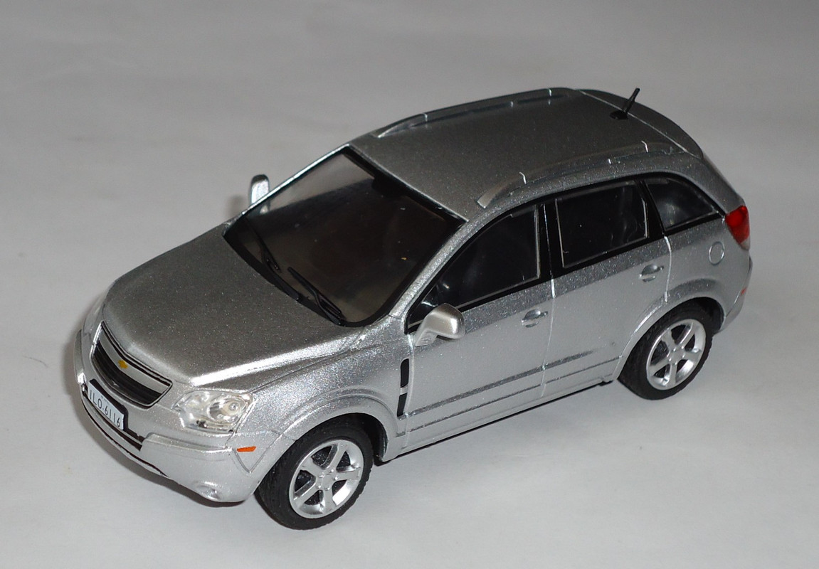 Chevrolet-Captiva (2008)1