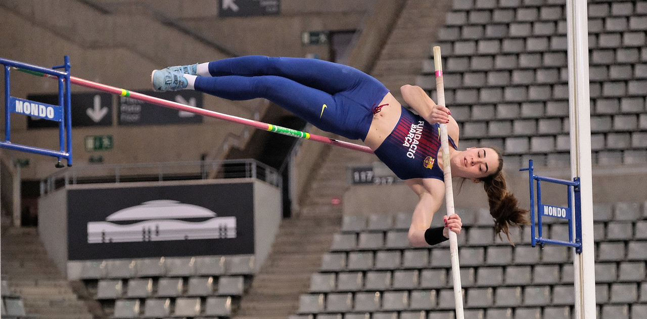 tightshorts_track57_POLE VAULT