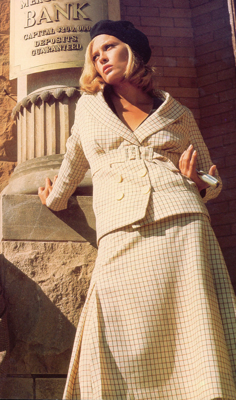 Faye_Dunaway_c30