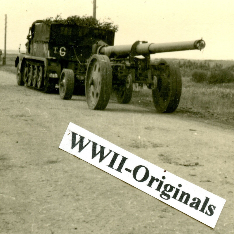 Zugkraftwagen Sd.Kfz. Halbkette Panzer Artillerie Schlepper 15 cm Geschütz2