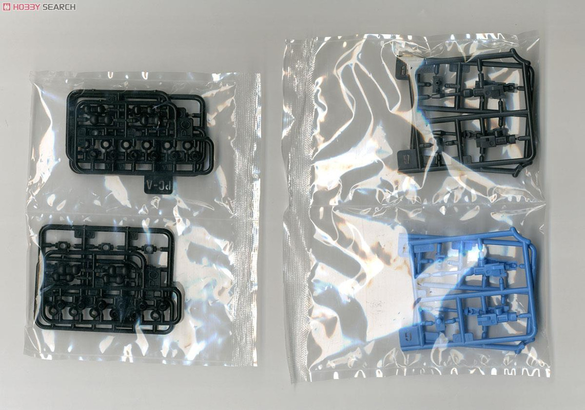 D-Style-Thundercracker-Skywarp-05