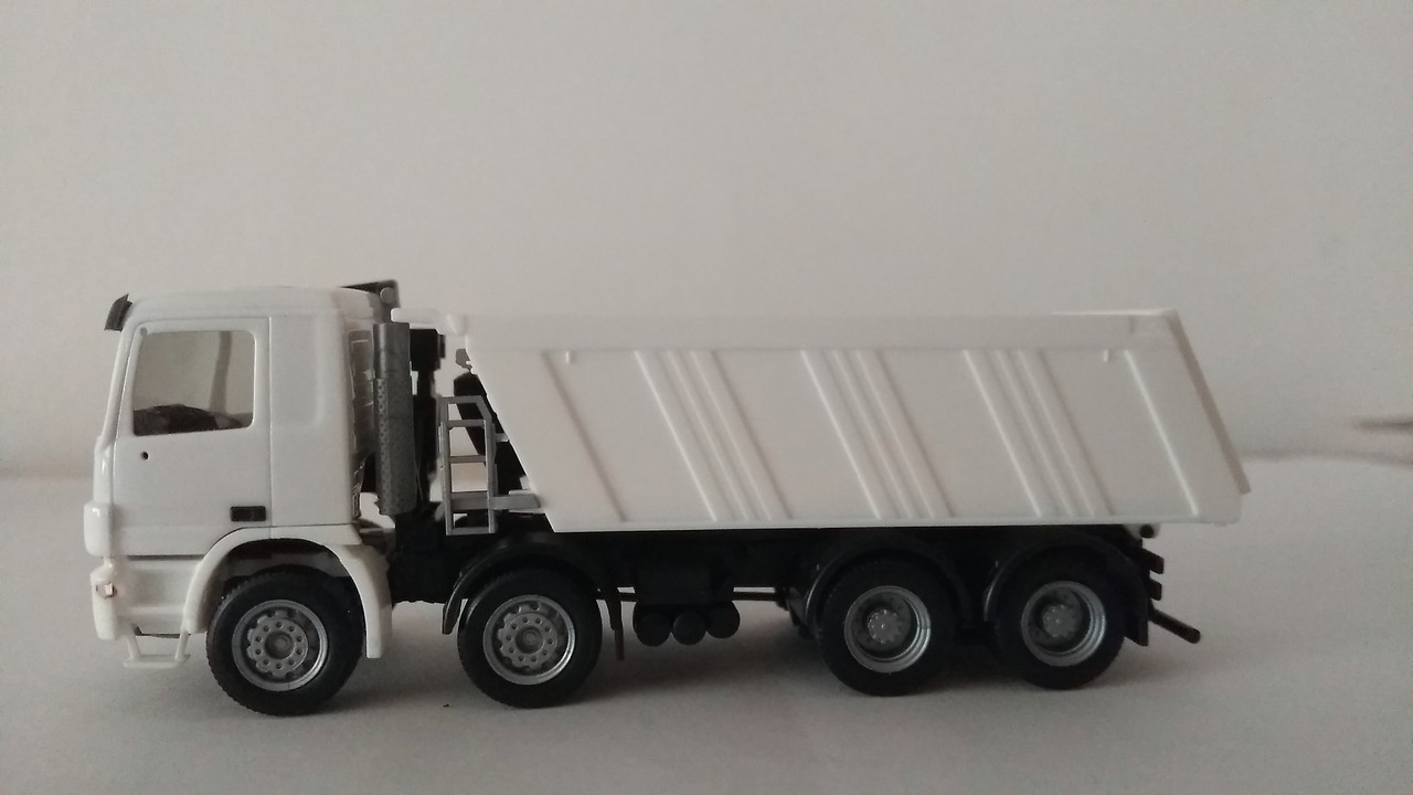 Macht (8108)